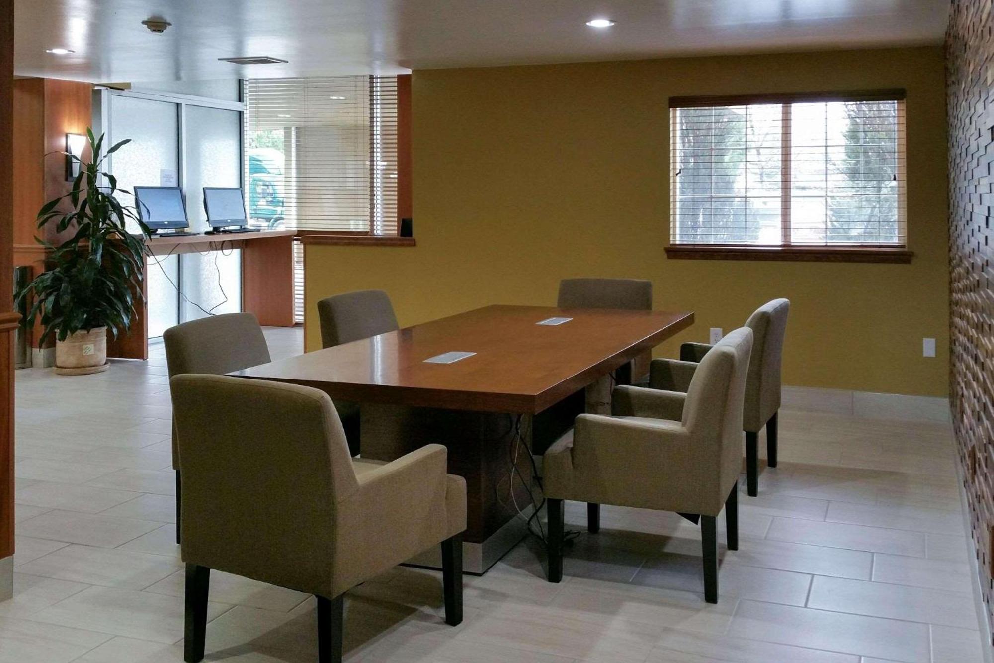 Country Inn & Suites By Radisson, Delta Park North Portland Ngoại thất bức ảnh