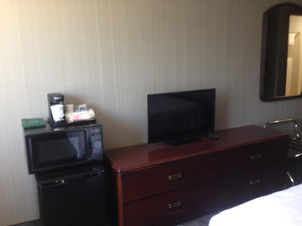 Country Inn & Suites By Radisson, Delta Park North Portland Ngoại thất bức ảnh