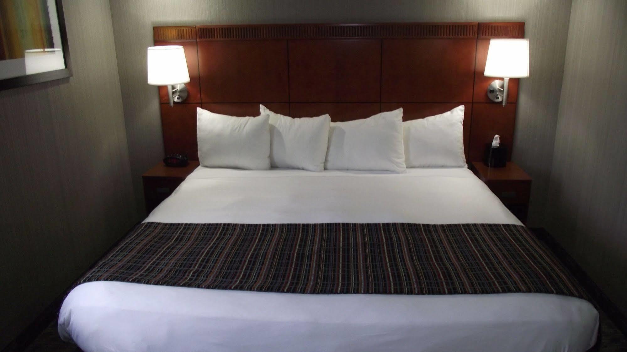 Country Inn & Suites By Radisson, Delta Park North Portland Ngoại thất bức ảnh